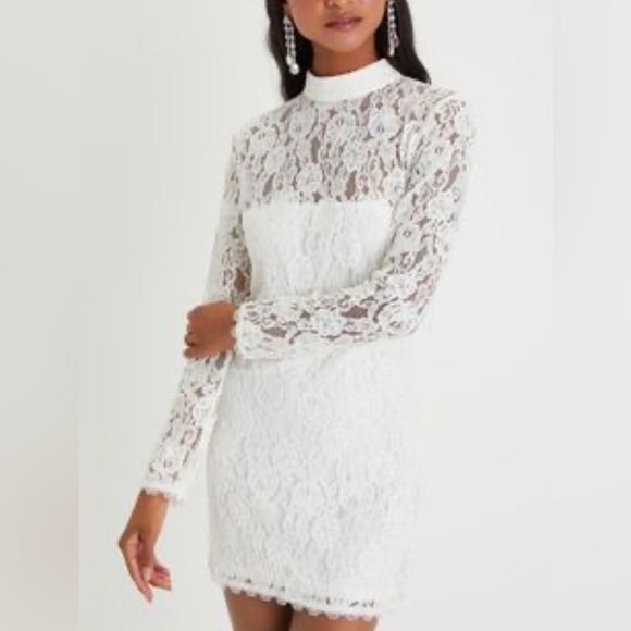 NWT - Lulu’s Coveted Beauty White Lace Mock Neck Bodycon Mini Dress - Size Large - Picture 1 of 3
